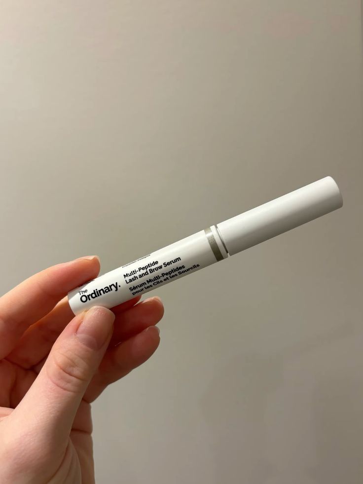 The Ordinary – Sérum pour les Cils ( 1 produit = 6 mois d’utilisation )
